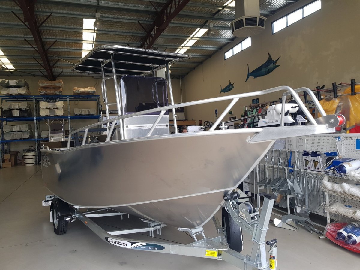 2024 CORALINE 550 SERIES II CENTRE CONSOLE