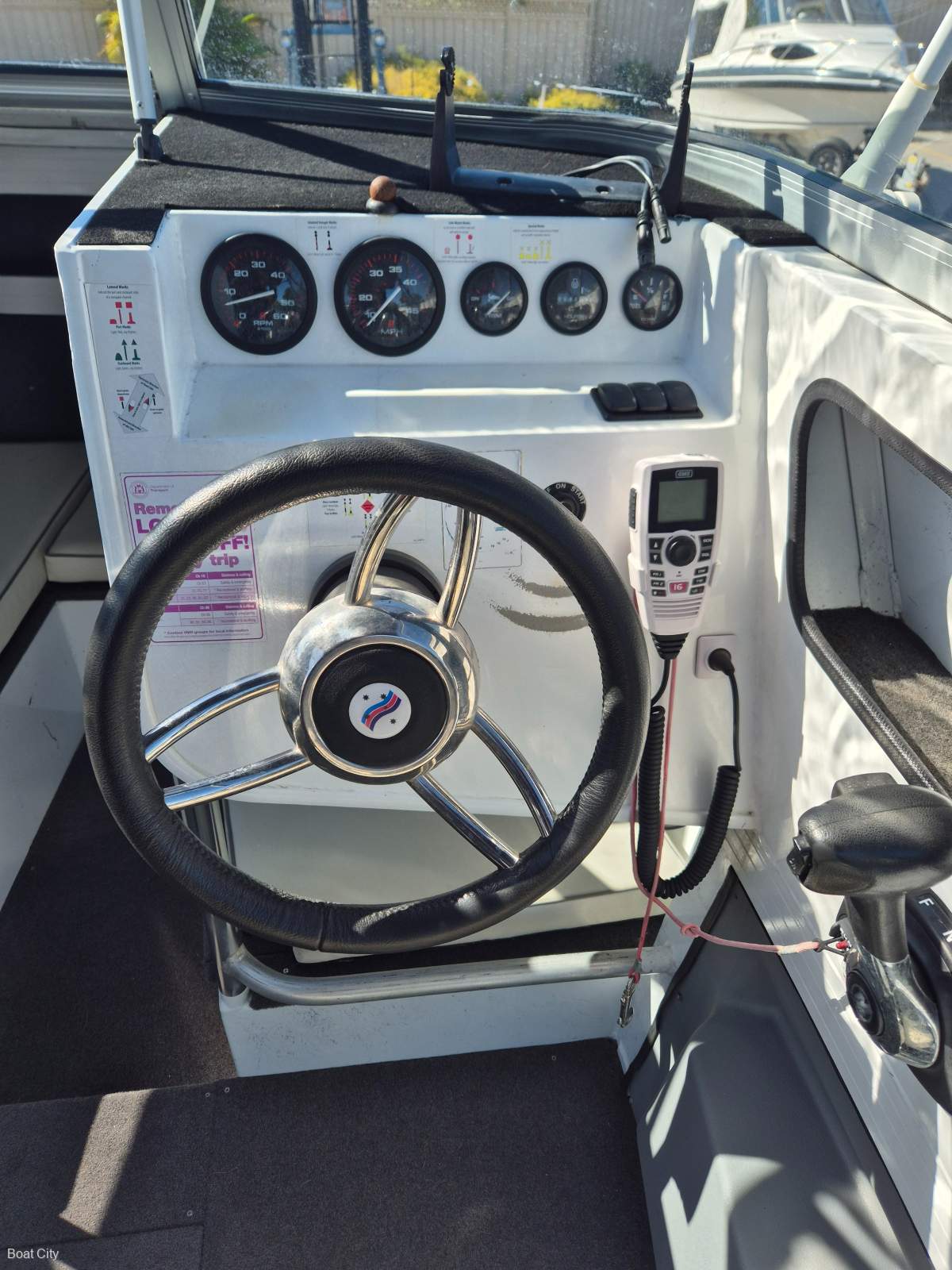2019 QUINTREX 510 OCEAN SPIRIT CUDDY CABIN