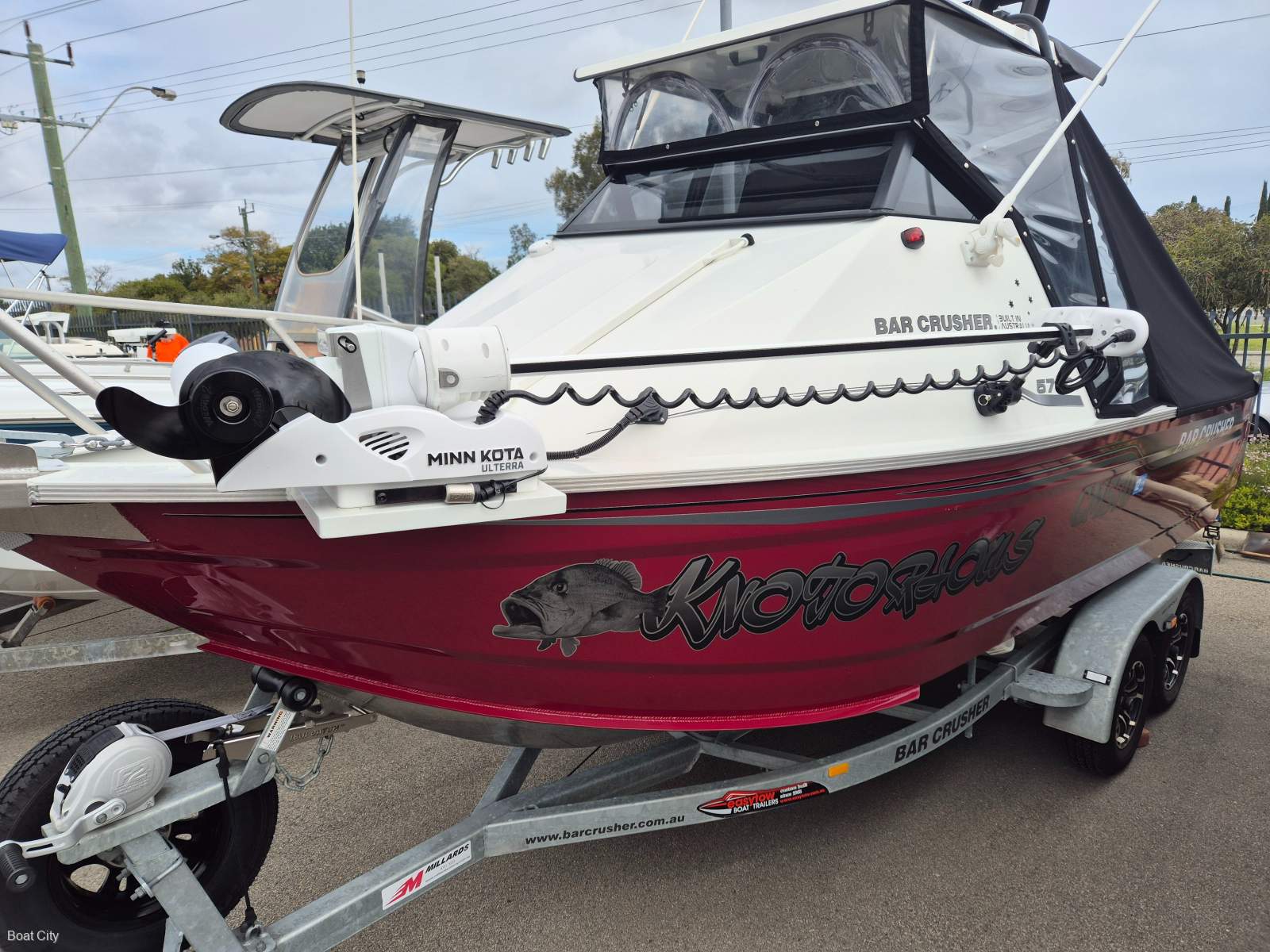 2019 BAR CRUSHER 575 C CUDDY CABIN