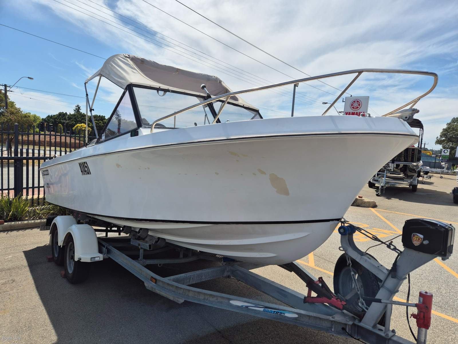 1980 PACEMAKER STRIKER 210 OFFSHORE CRUISER