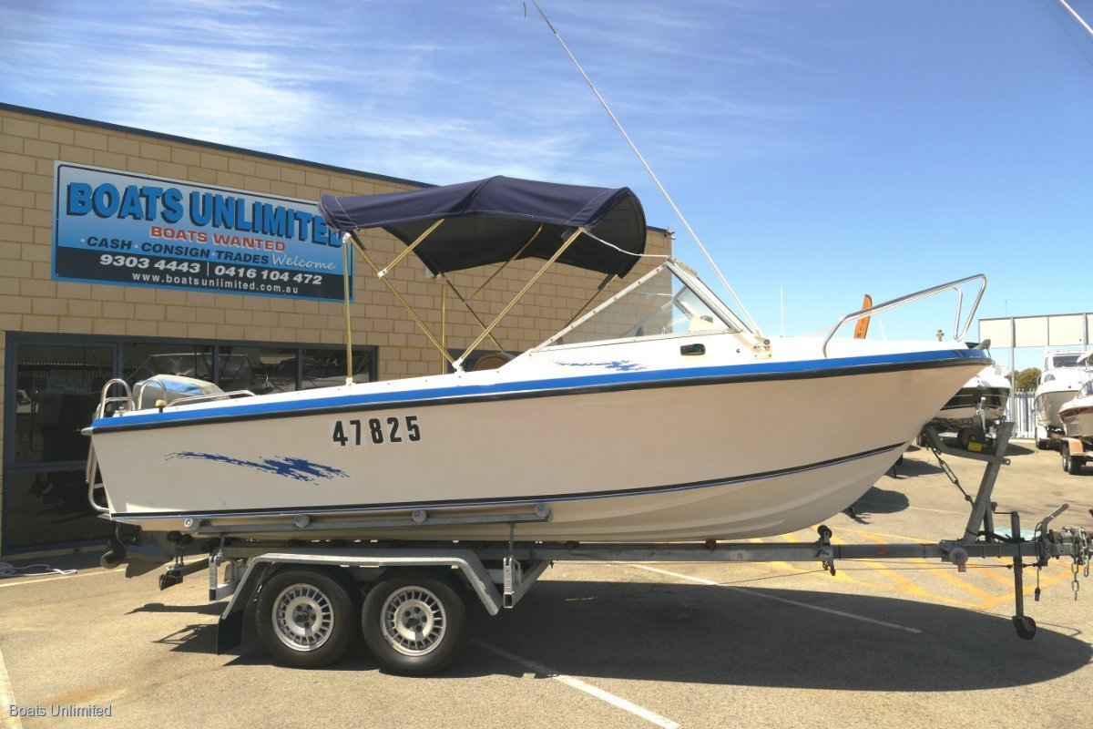 1977 PACEMAKER CHARGER 560 RUNABOUT