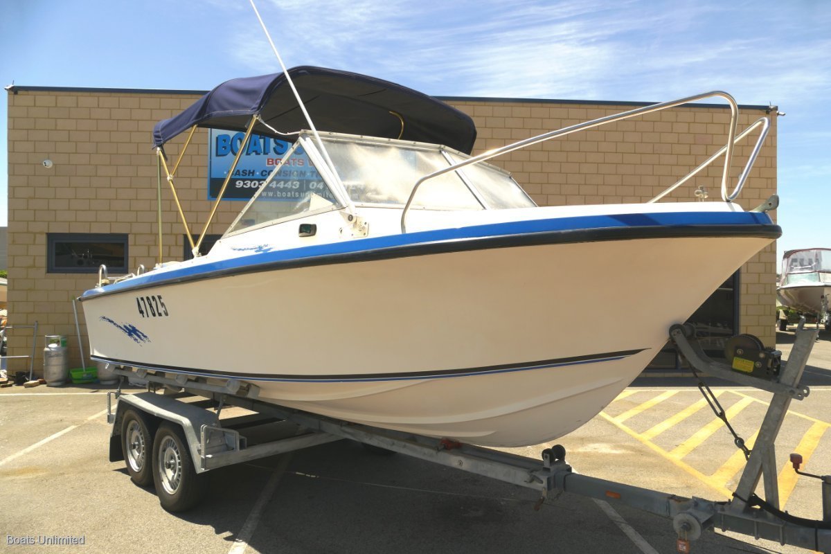 1977 PACEMAKER CHARGER 560 RUNABOUT