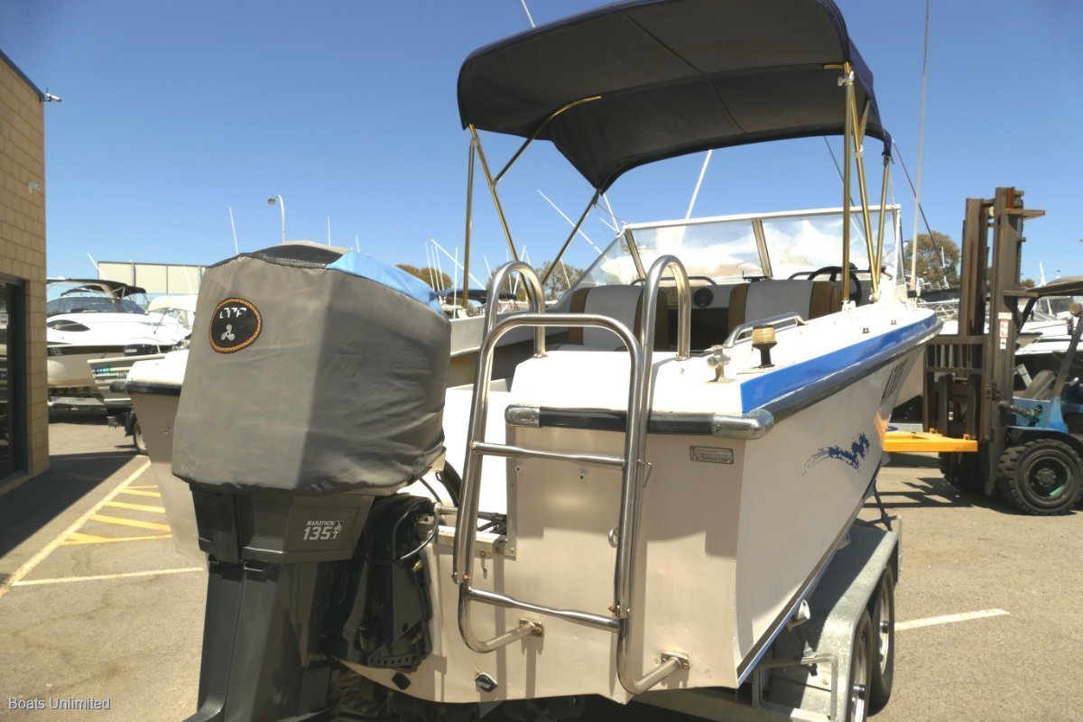 1977 PACEMAKER CHARGER 560 RUNABOUT