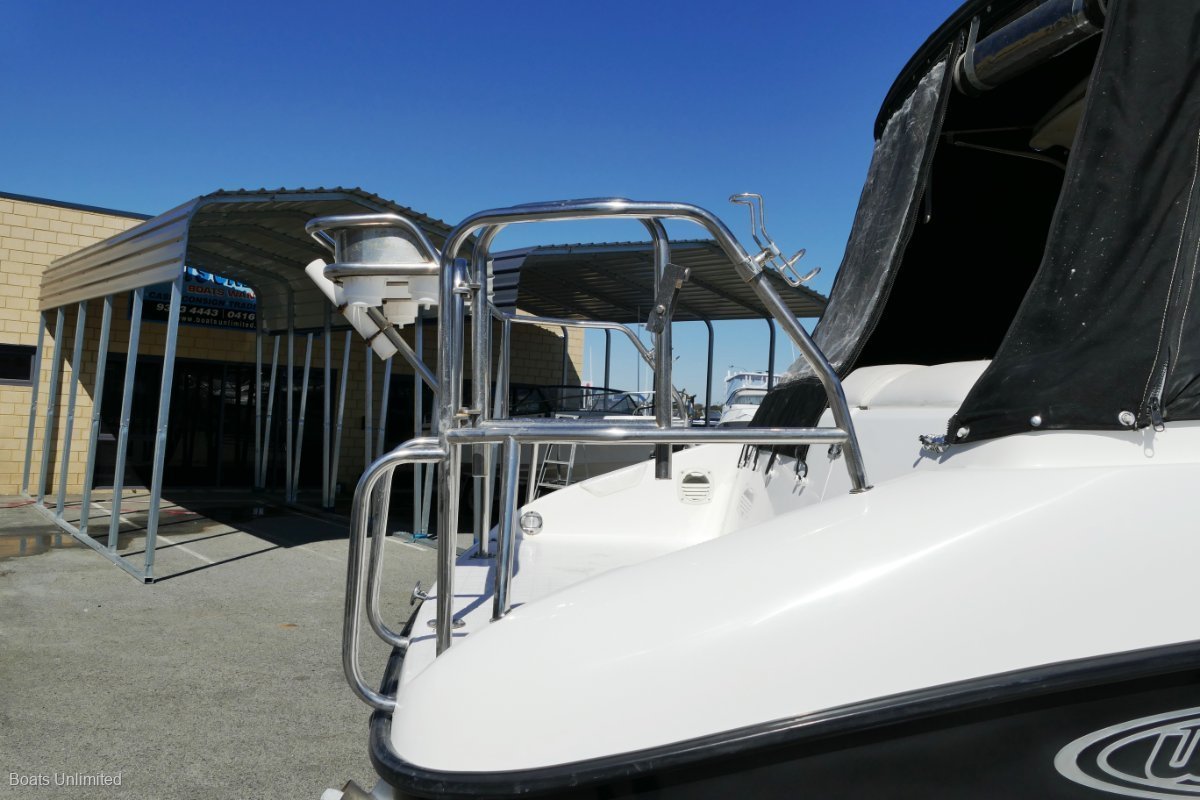 2008 WHITTLEY CR2590 HOLIDAY CRUISER