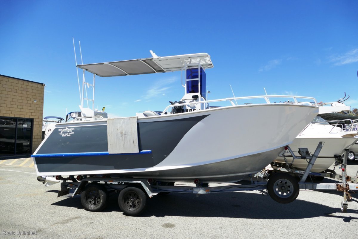 2008 DOLPHIN 580 XL NOR-WESTER CENTRE CONSOLE