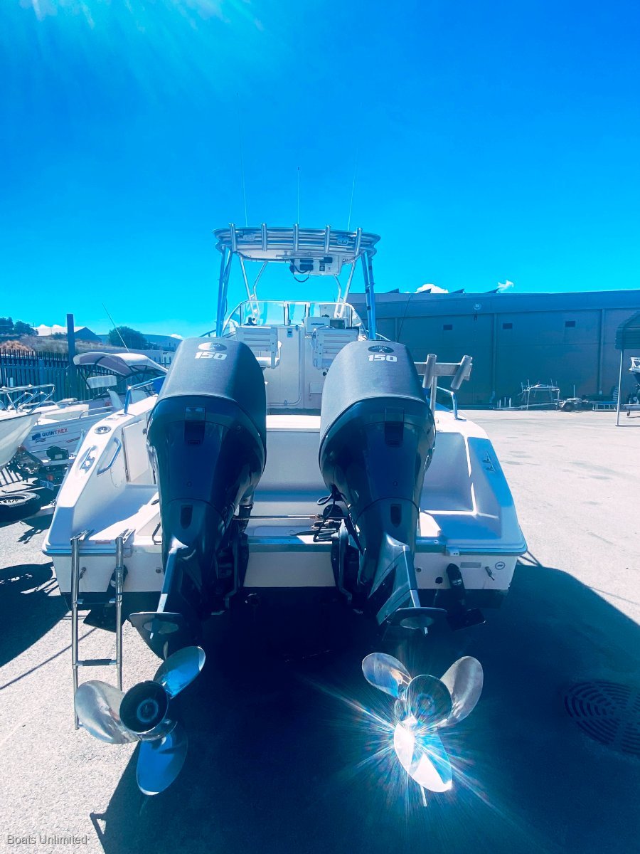2007 COBIA 270 HARDTOP WALK AROUND