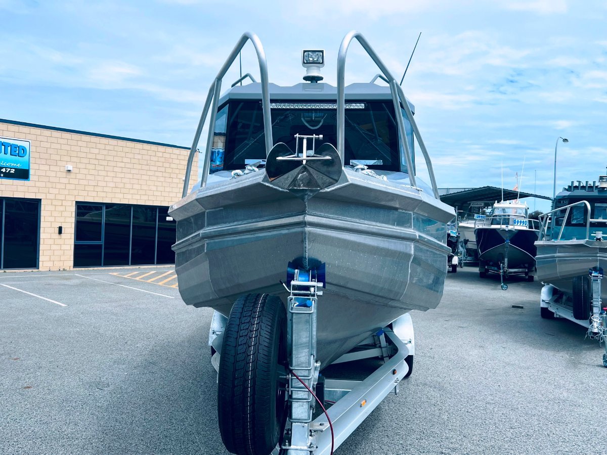 2021 GOSPEL 7.5 PILOT HOUSE