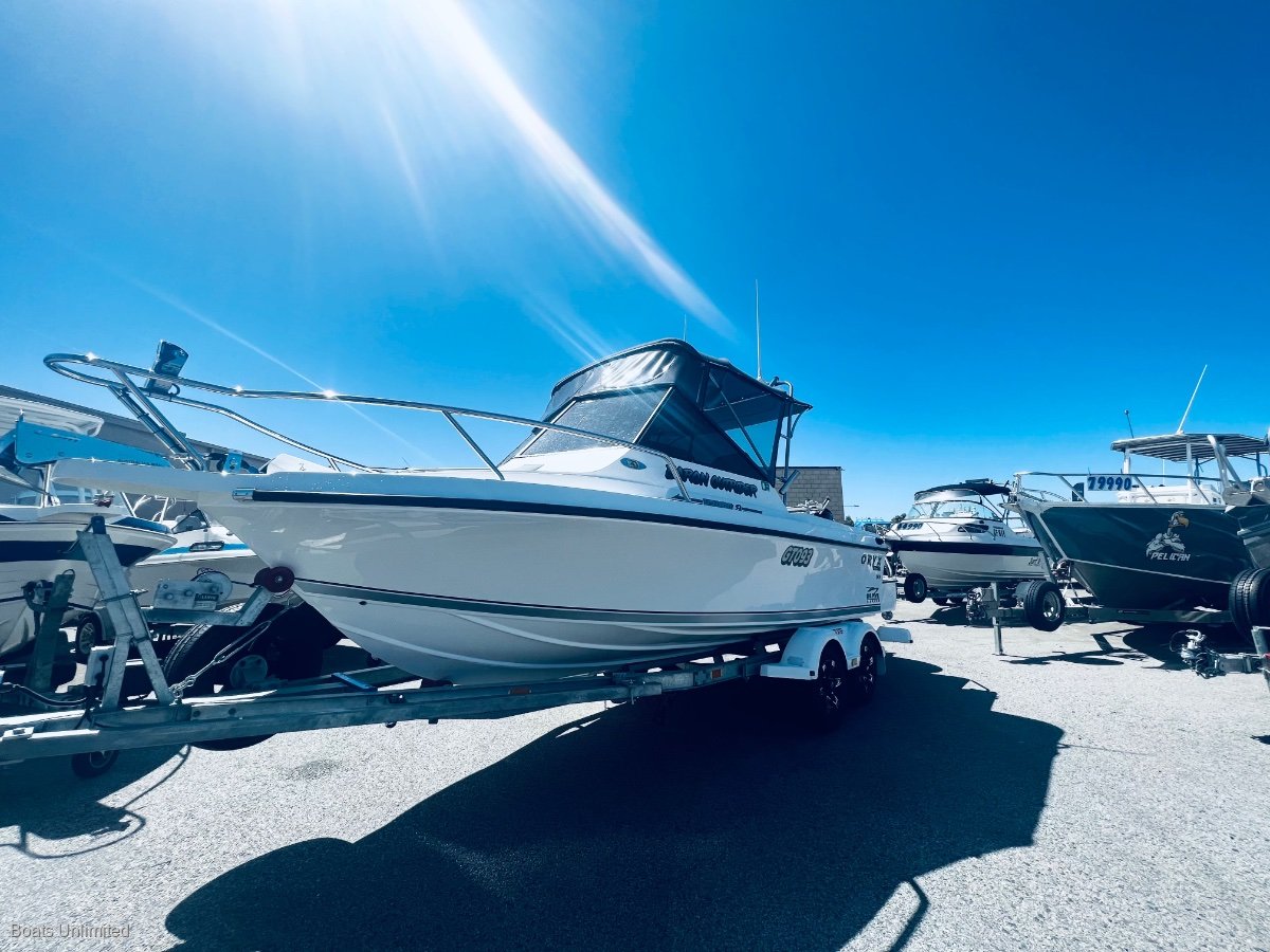 2022 BARON OUTRIDER V2000LS DELUXE RUNABOUT