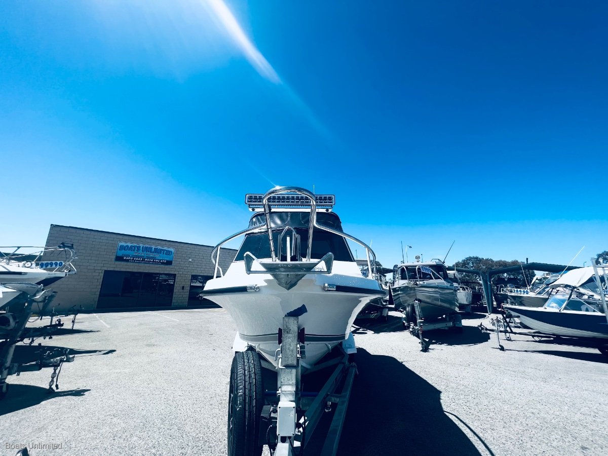 2022 BARON OUTRIDER V2000LS DELUXE RUNABOUT