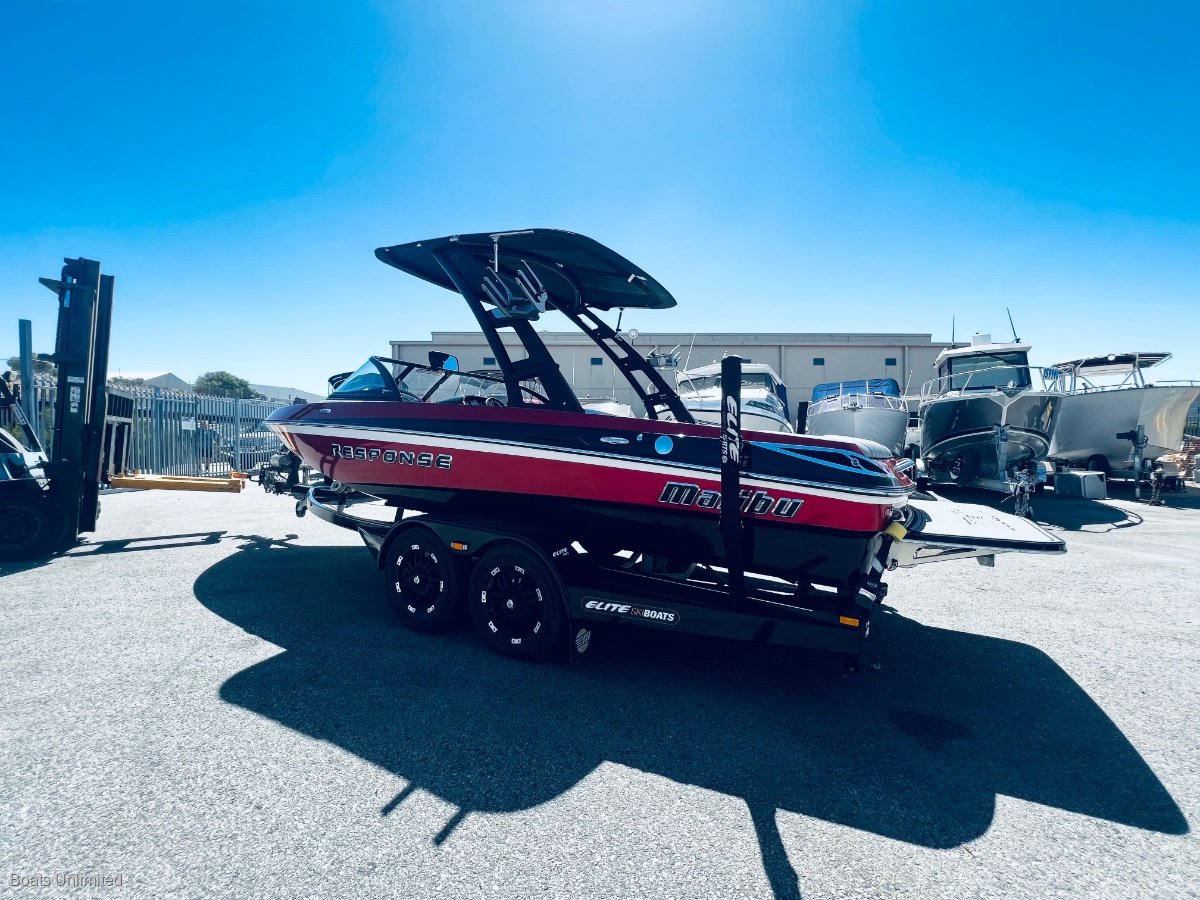 2016 MALIBU RESPONSE TXI SKI BOAT