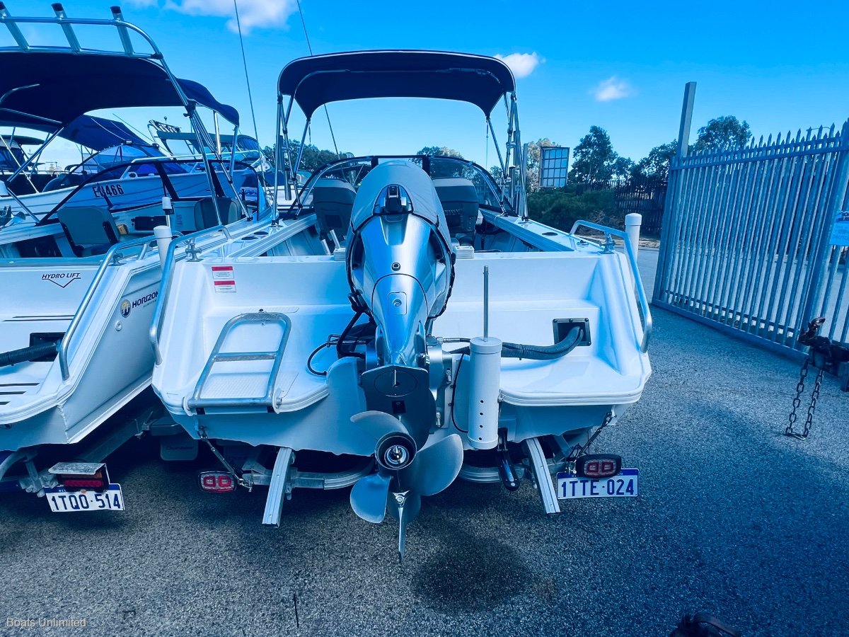 2018 HORIZON 438 STRYKER OPEN BOAT