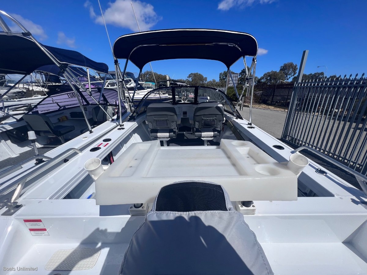 2018 HORIZON 438 STRYKER OPEN BOAT