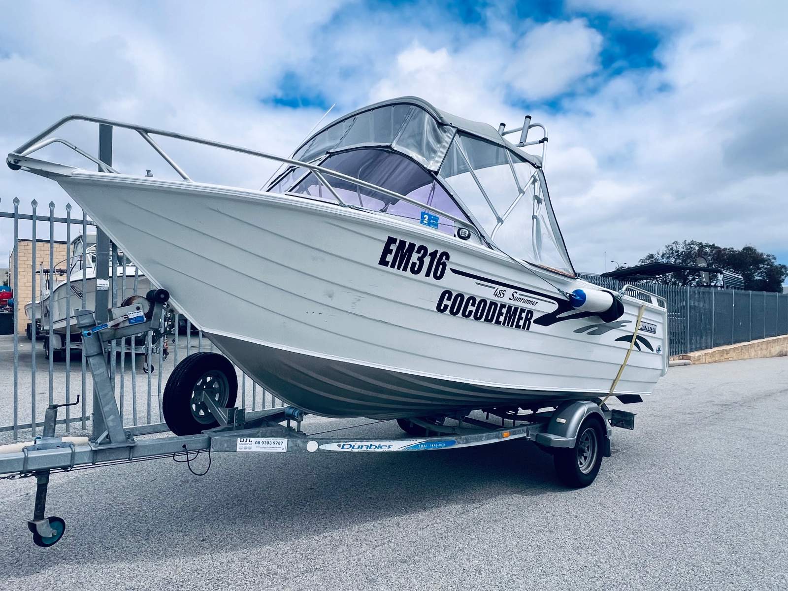 2011 HORIZON 485 SUNRUNNER RUNABOUT