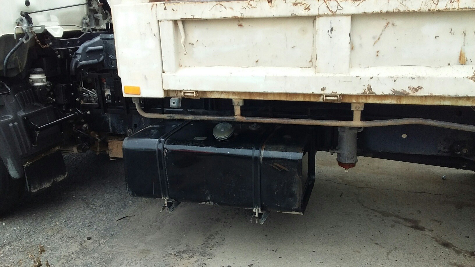 2012 HINO FC 1022-500 SERIES 5 TONNE TIPPER TRUCK