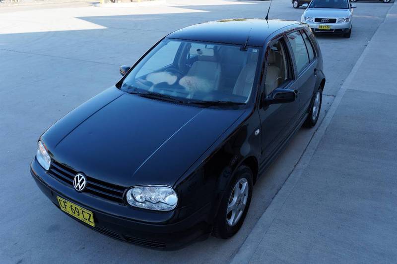 2002 VOLKSWAGEN GOLF GL