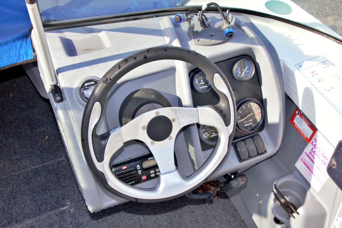 2008 QUINTREX 490 FREEDOM SPORT