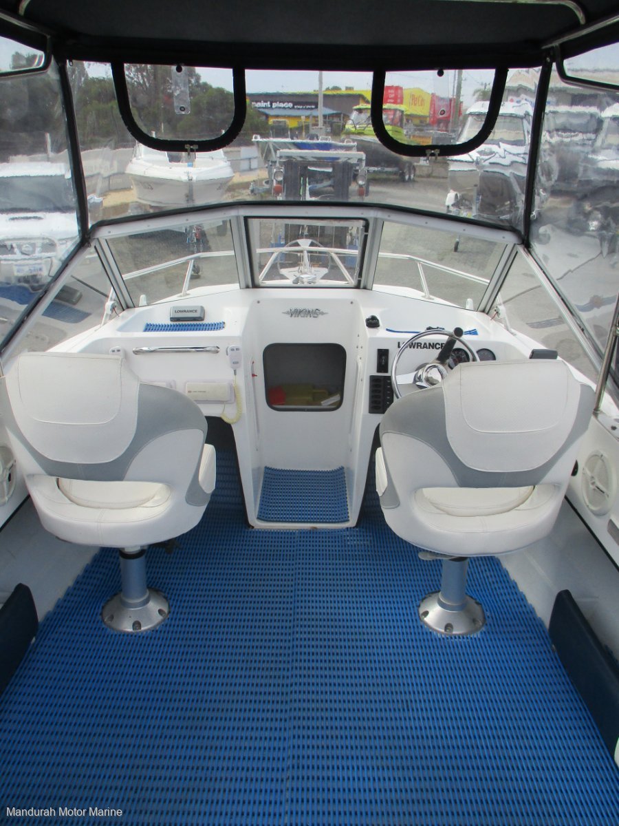 1981 SWIFT CRAFT VIKING 19FT RUNABOUT