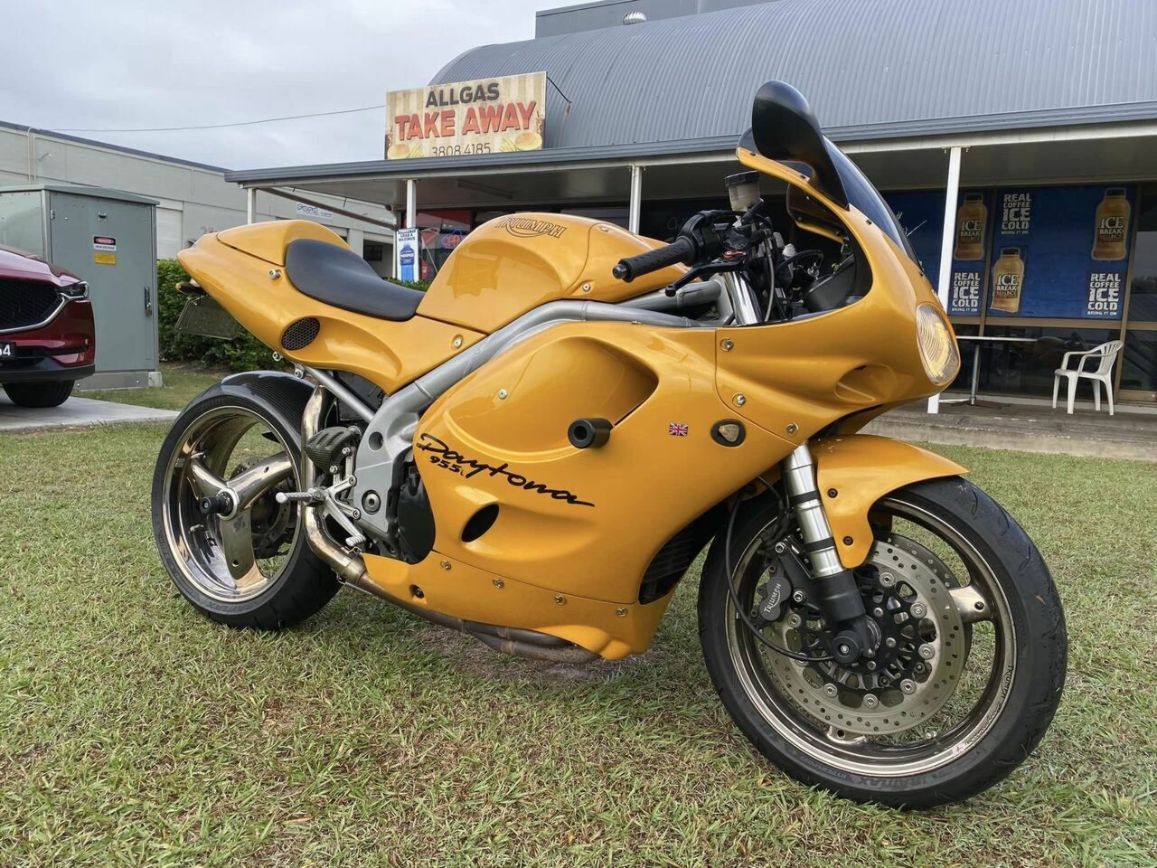 1998 TRIUMPH DAYTONA 955i SPORTS