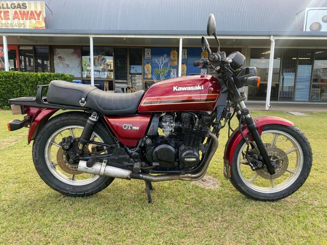 1983 KAWASAKI GT750 ROAD