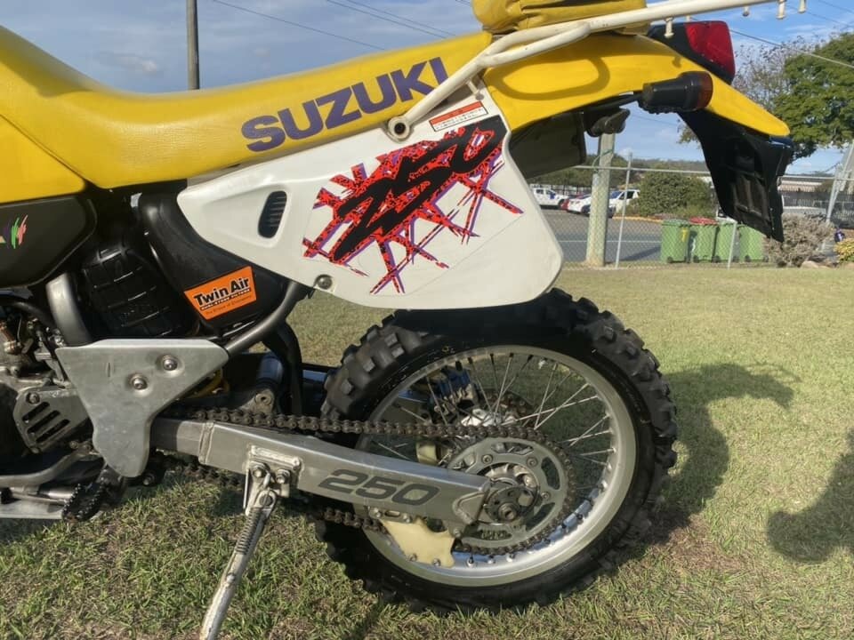 1992 SUZUKI RMX250