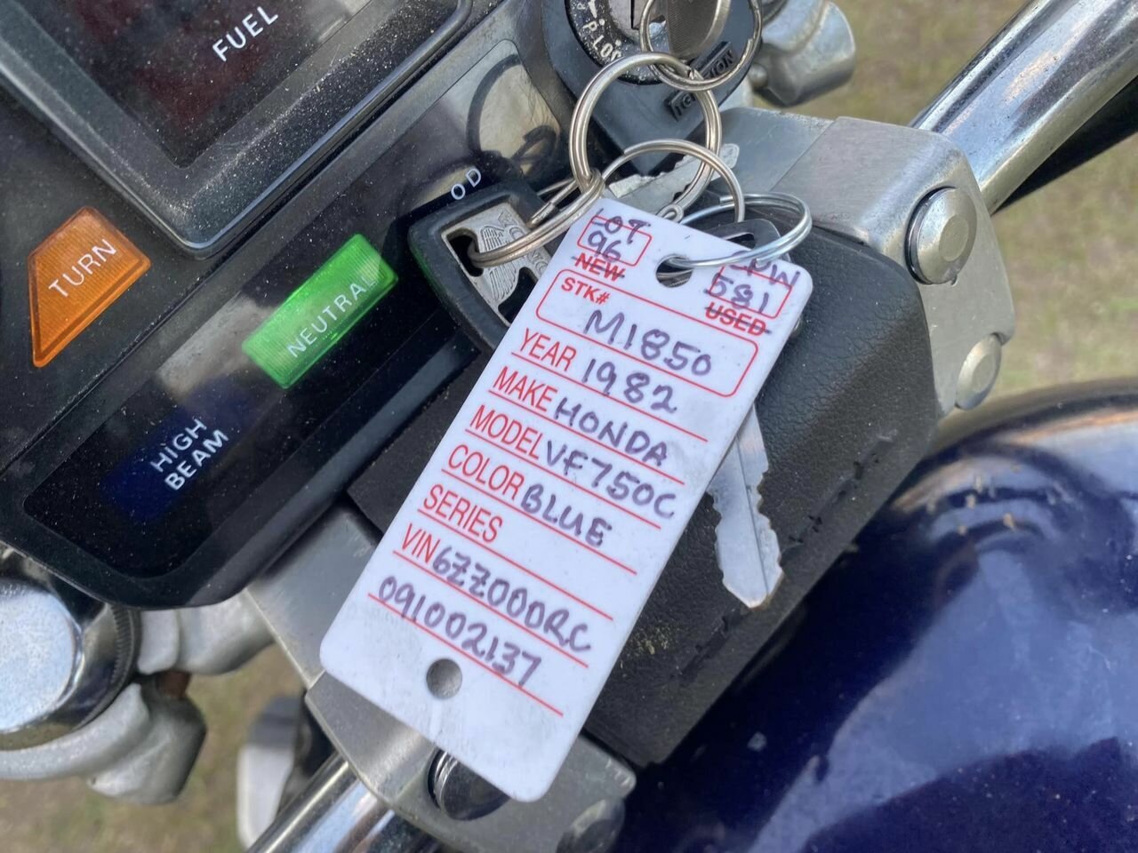 1982 HONDA VF750C ROAD