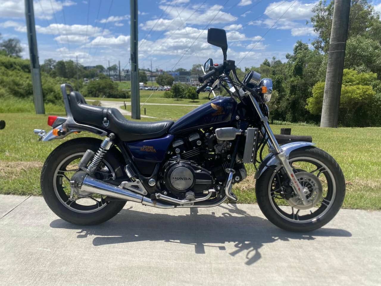 1982 HONDA VF750C ROAD