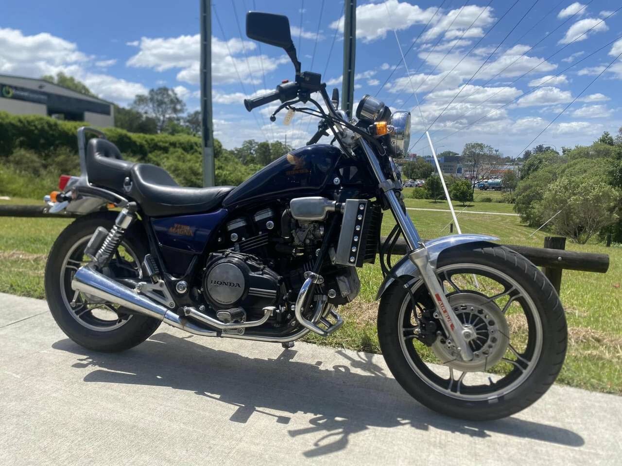 1982 HONDA VF750C ROAD