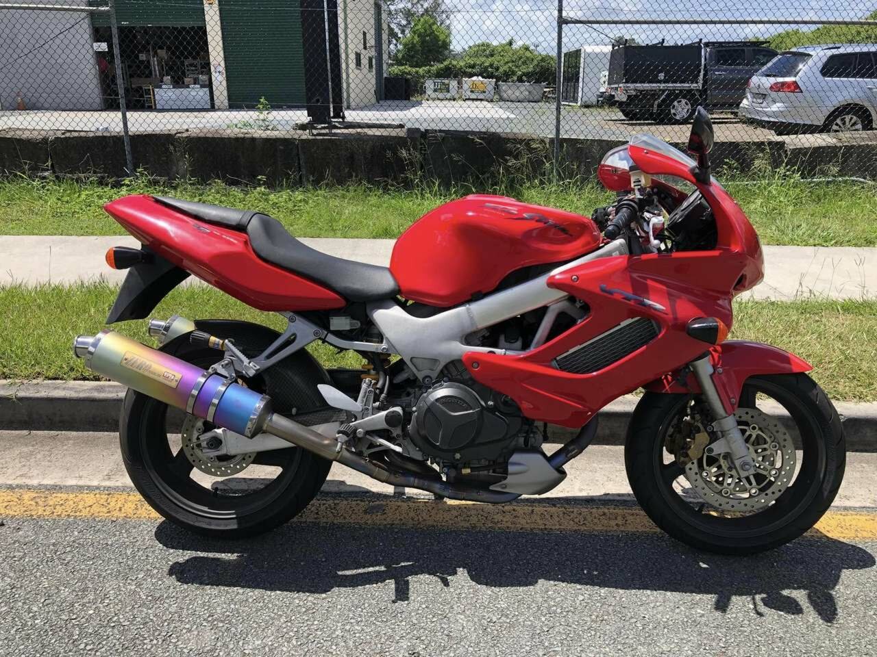 1999 HONDA VTR1000F (FIRESTORM) SPORTS