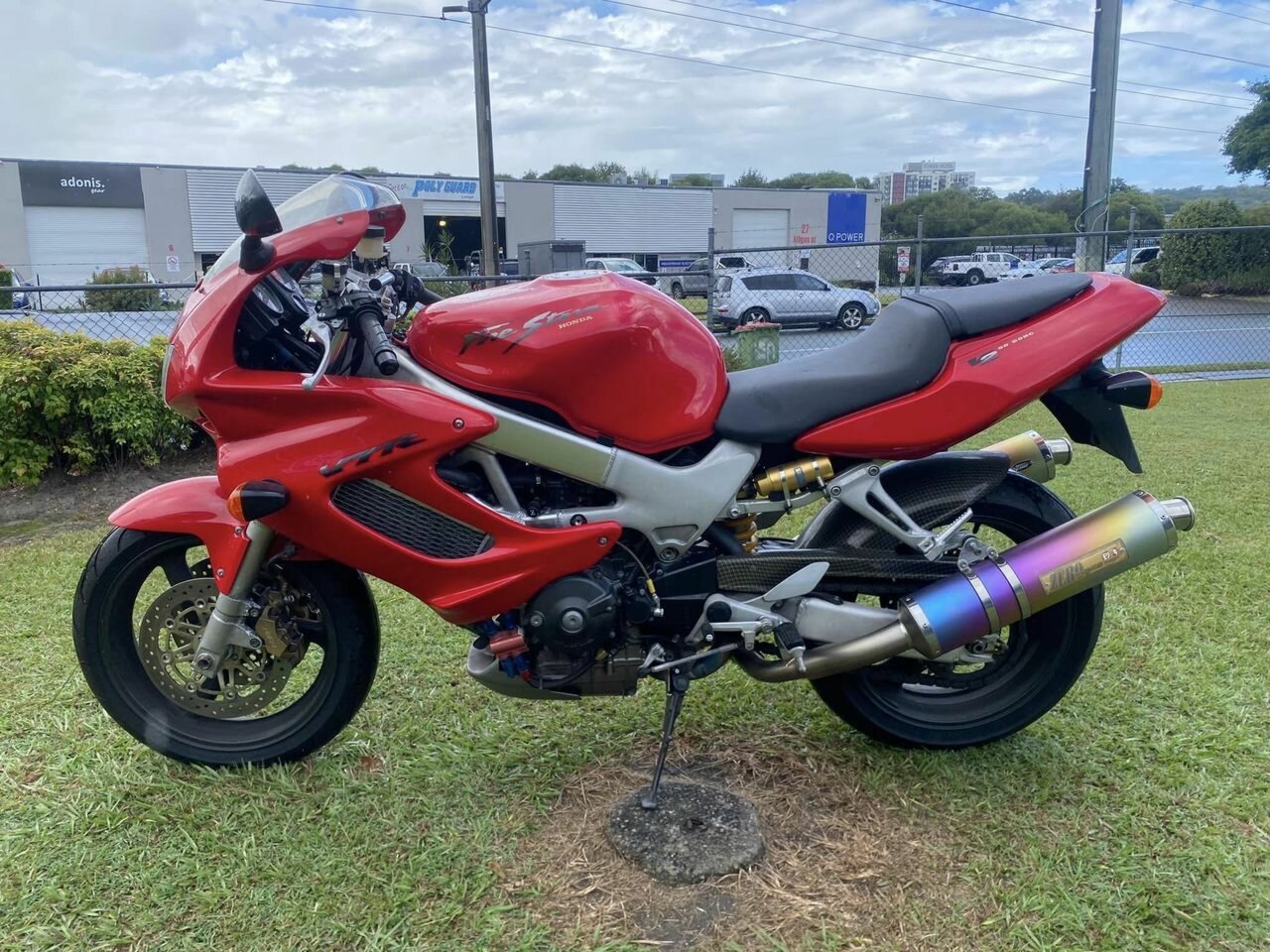 1999 HONDA VTR1000F (FIRESTORM) SPORTS