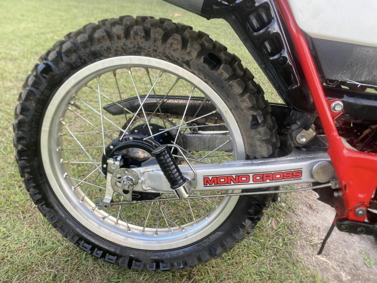 1985 YAMAHA XT 225 ENDURO