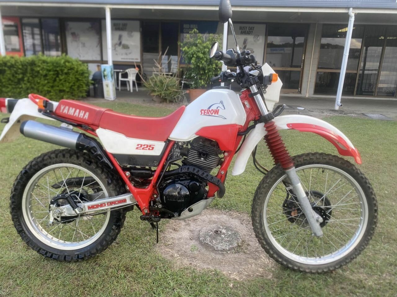 1985 YAMAHA XT 225 ENDURO