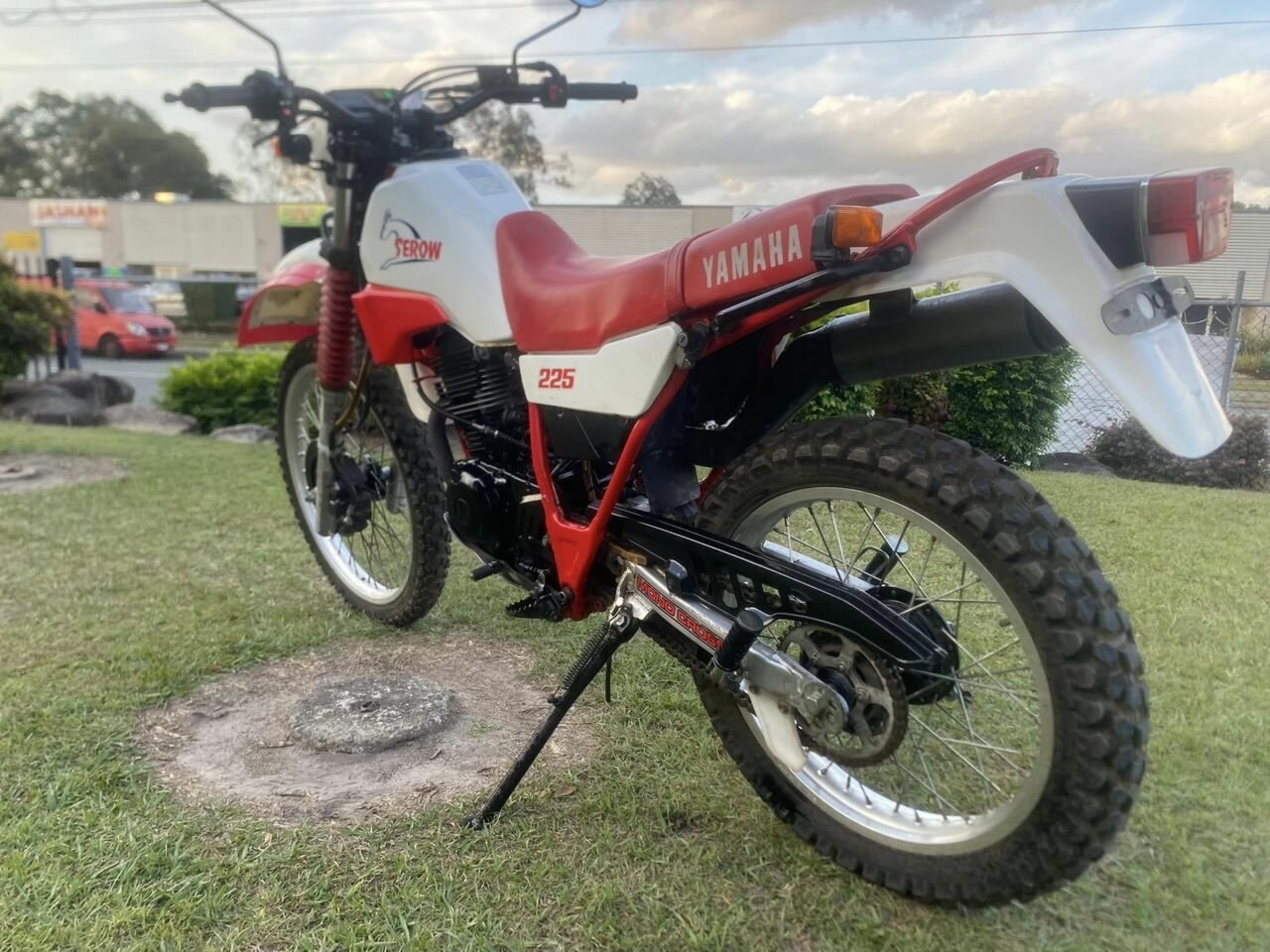 1985 YAMAHA XT 225 ENDURO