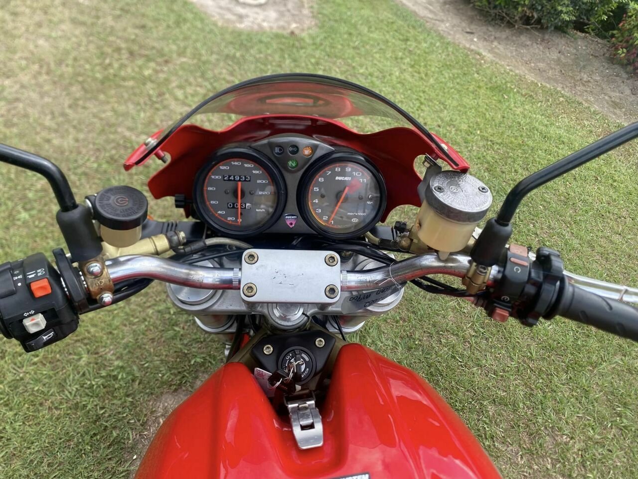 1999 DUCATI 900 MONSTER ROAD
