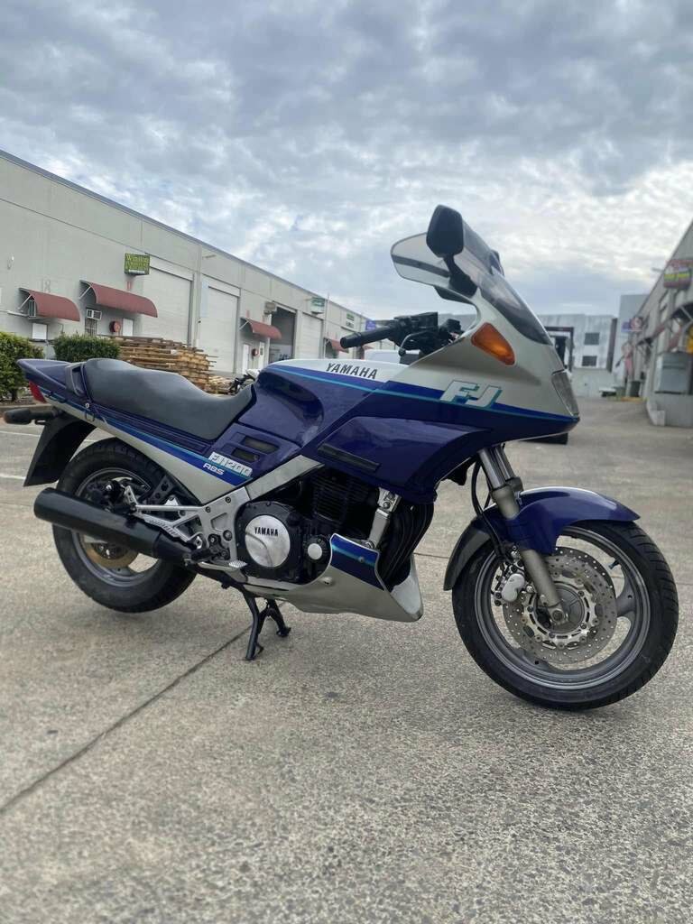 1995 YAMAHA FJ1200 ROAD