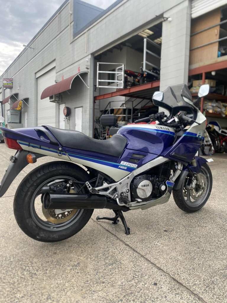 1995 YAMAHA FJ1200 ROAD