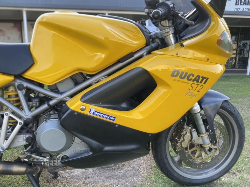 2002 DUCATI ST2 ROAD