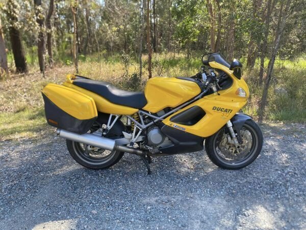 2002 DUCATI ST2 ROAD