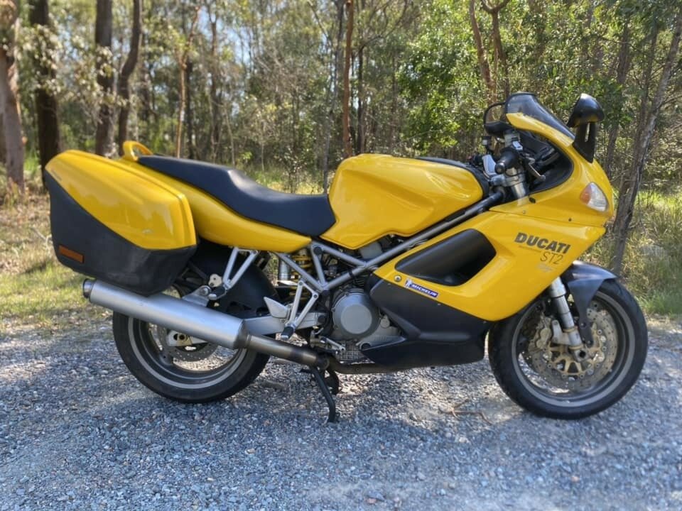 2002 DUCATI ST2 ROAD