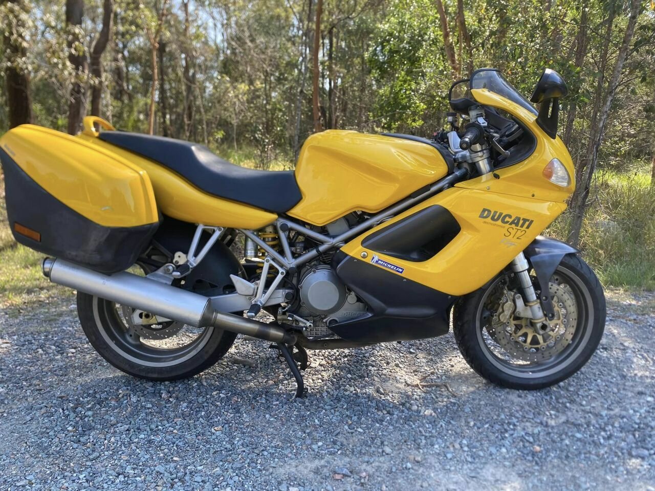 2002 DUCATI ST2 ROAD