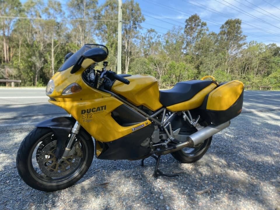 2002 DUCATI ST2 ROAD