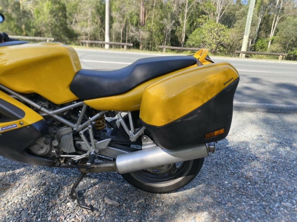 2002 DUCATI ST2 ROAD