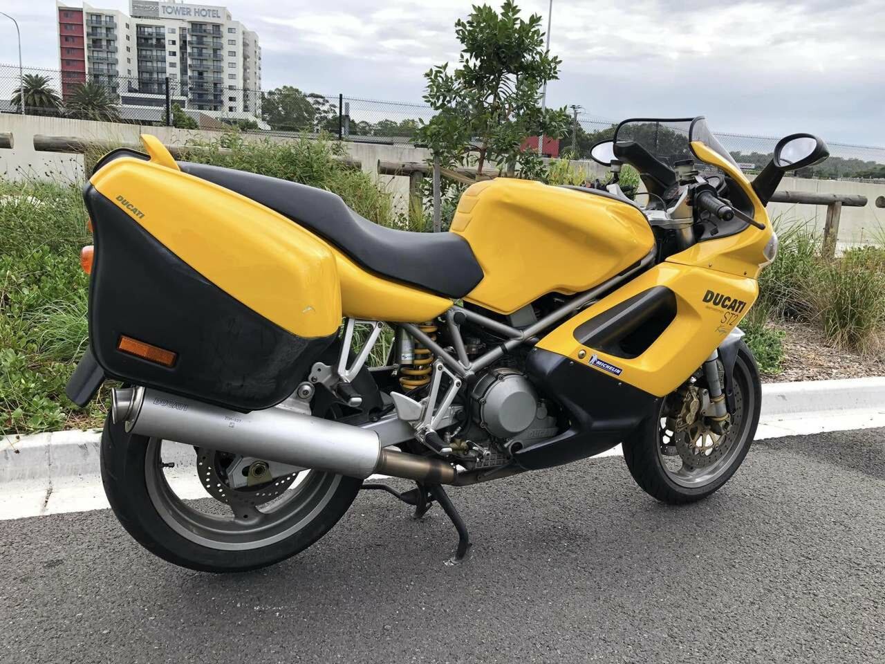 2002 DUCATI ST2 ROAD