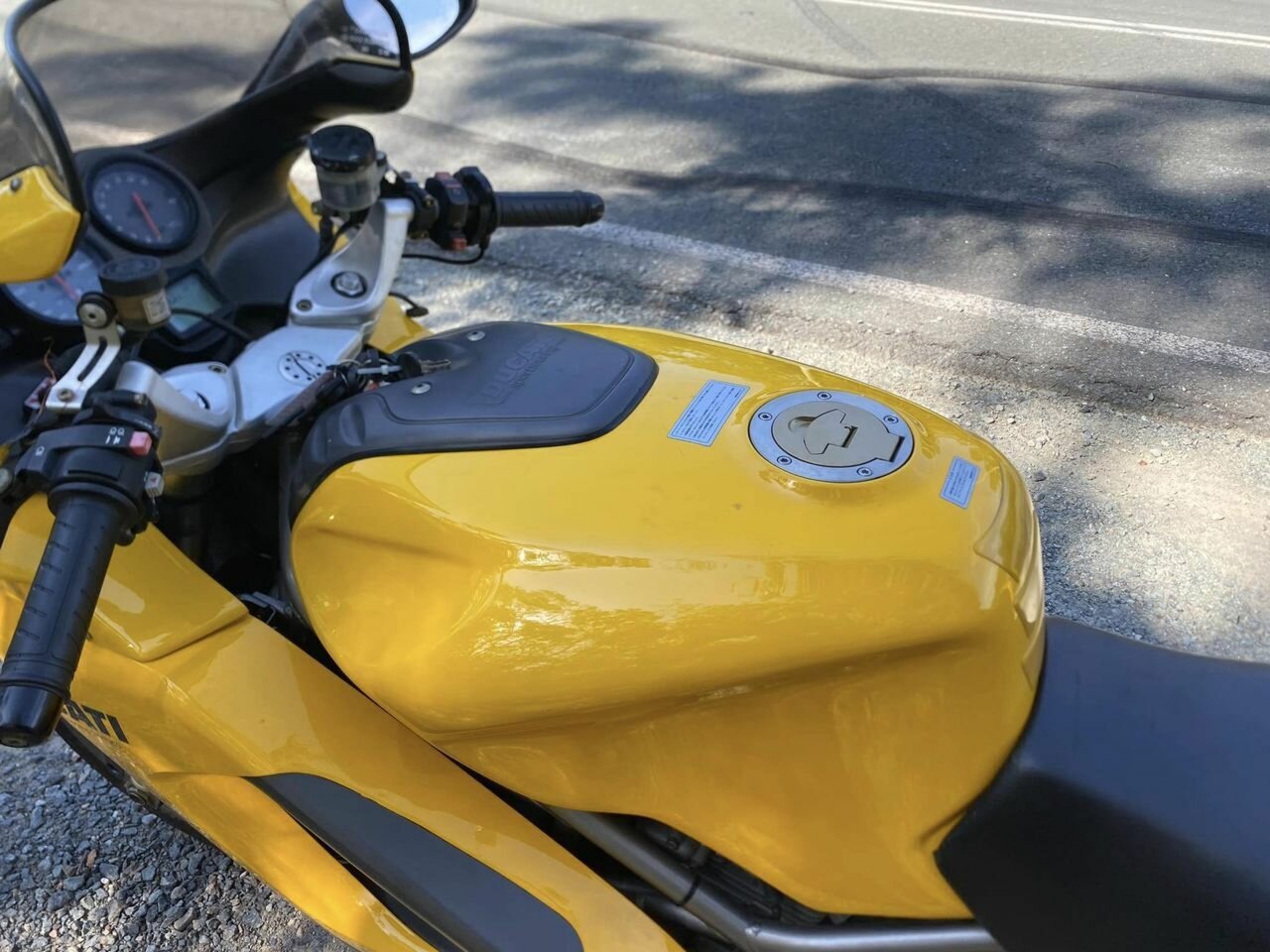 2002 DUCATI ST2 ROAD