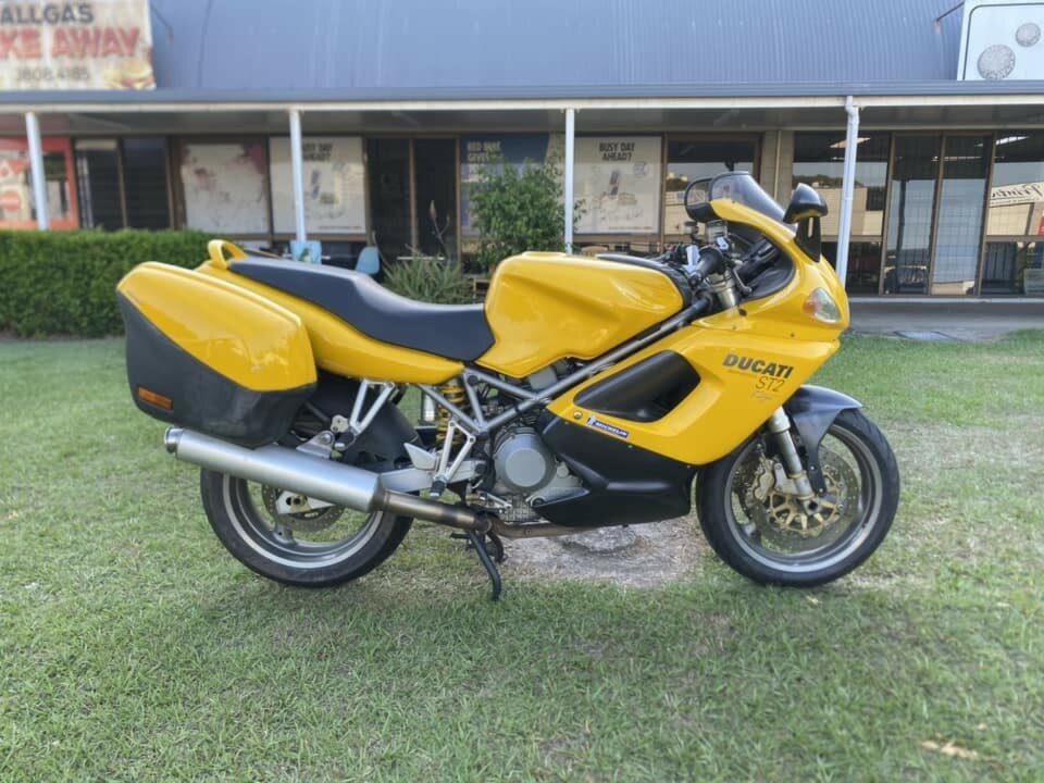 2002 DUCATI ST2 ROAD