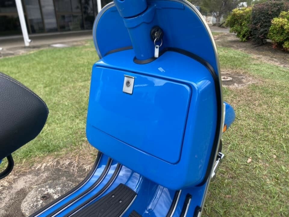 2013 VESPA PX 150 SCOOTER