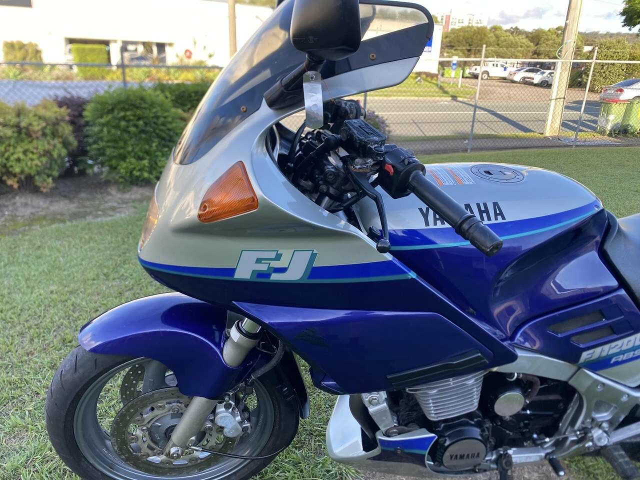 1990 YAMAHA FJ 1200 ROAD