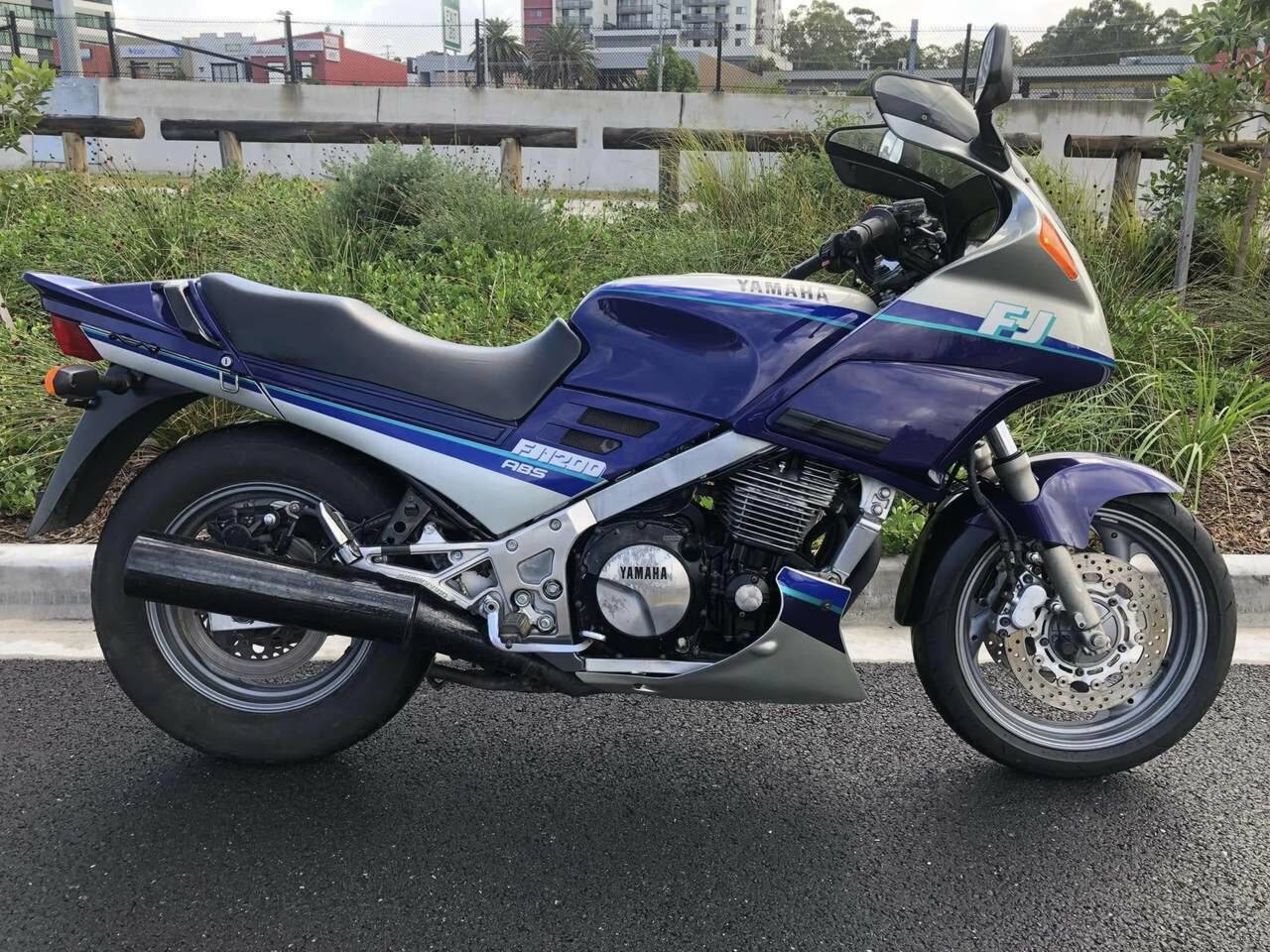 1990 YAMAHA FJ 1200 ROAD
