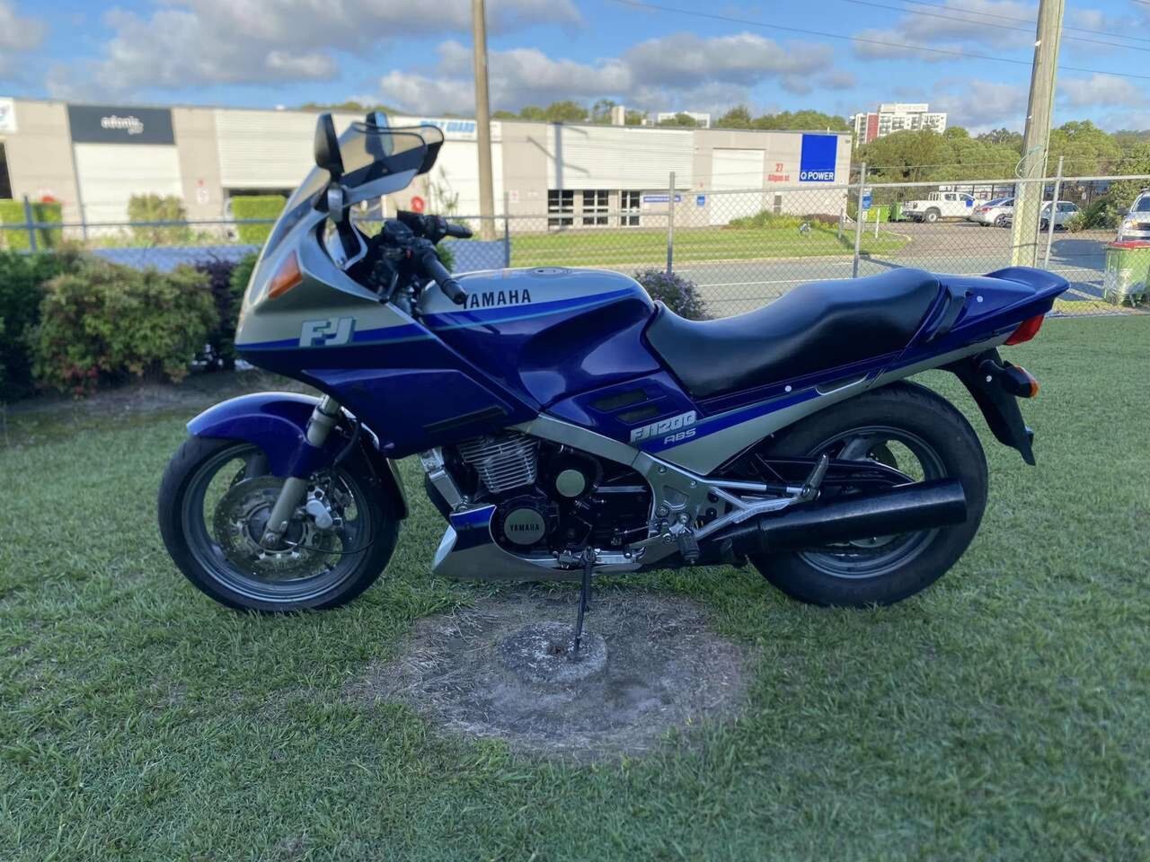1990 YAMAHA FJ 1200 ROAD