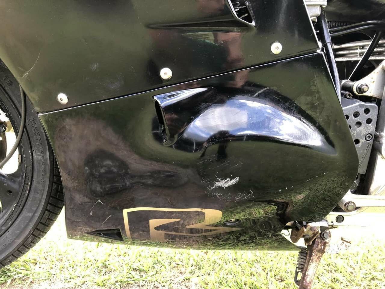 1988 SUZUKI GSXR 1100 ROAD