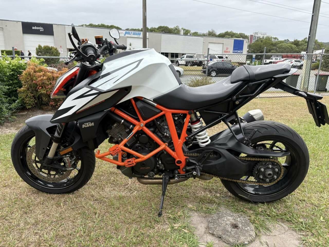 2020 KTM 1290 SUPER DUKE R SPORTS